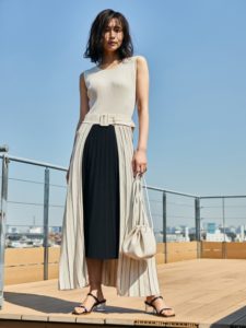 FRAY I.D(フレイ アイディー) プリーツラインリブニットワンピース